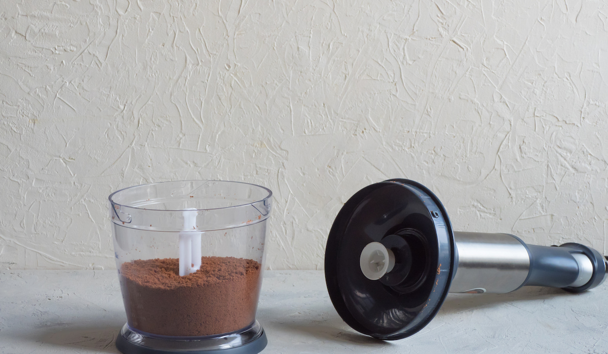 Can I Grind Coffee Beans in a Blender? Coffee and Cleveland